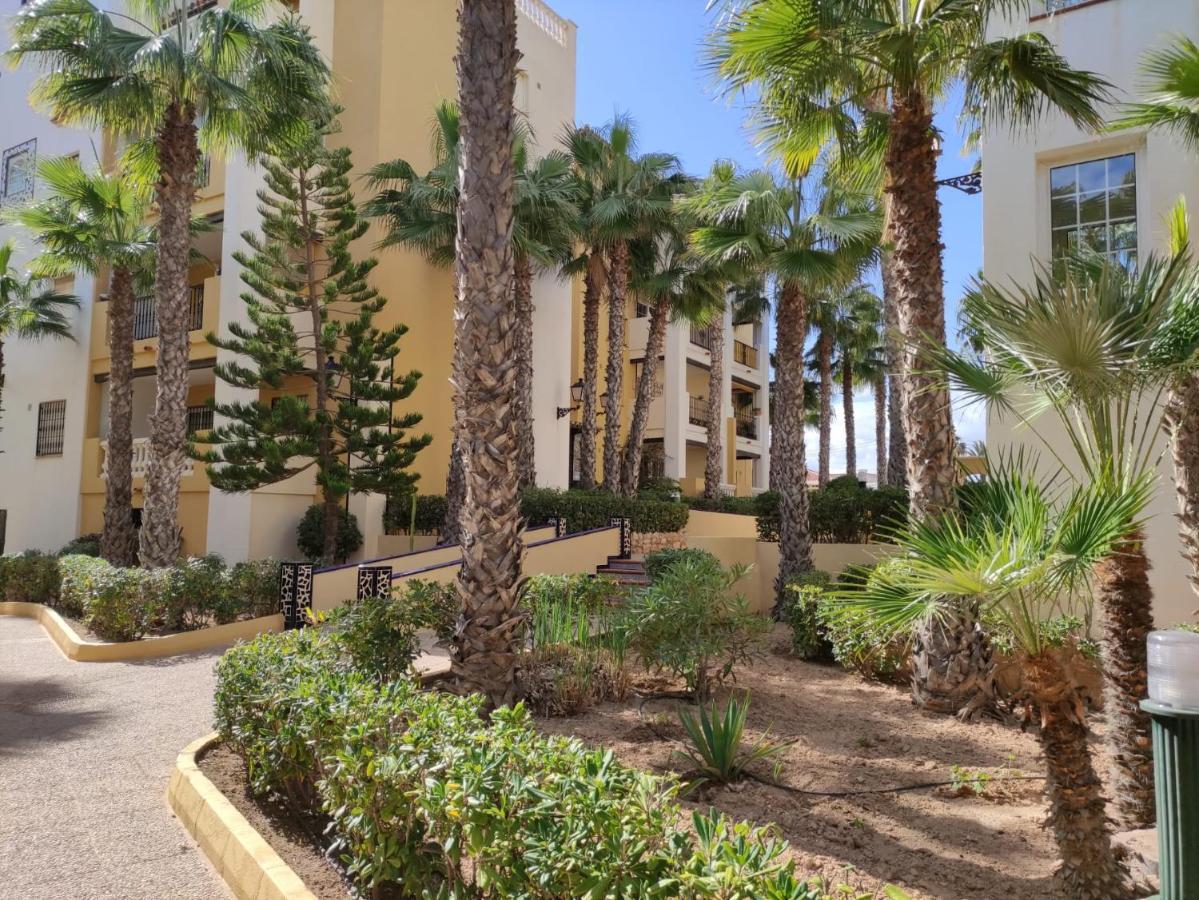 Aldea Del Mar Apartment Torrevieja Exterior photo